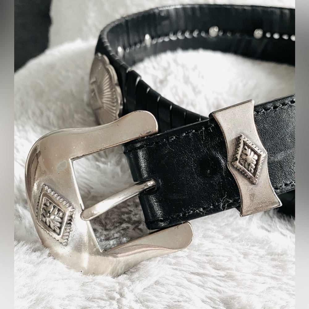 Woven Black Leather Belt with Large Silver Concho Accents Shnazi Buckle & Tip - Picture 5 of 14